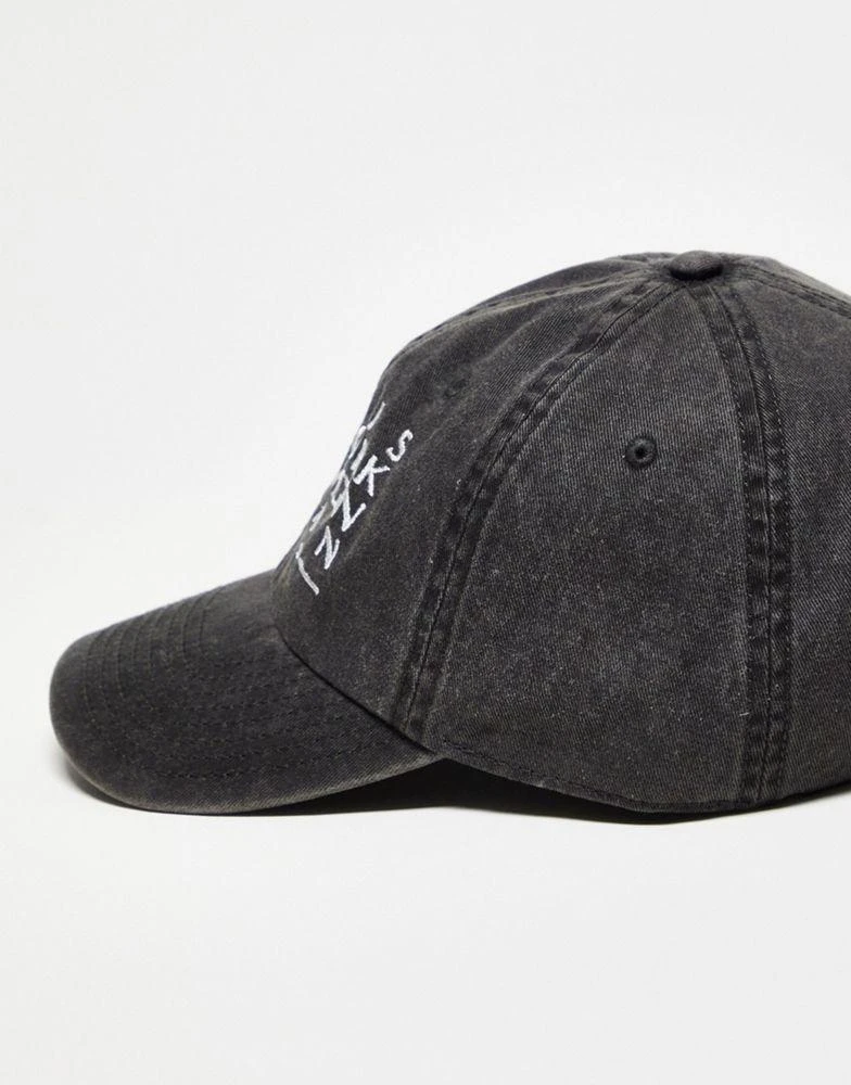 商品Topshop|Topshop graphic city cap in black,价格¥153,第4张图片详细描述