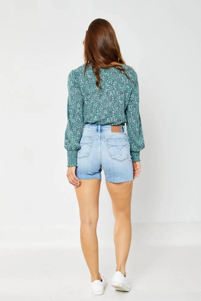 商品Judy Blue|Light Wash High Waist Shorts In Light Blue,价格¥333,第4张图片详细描述