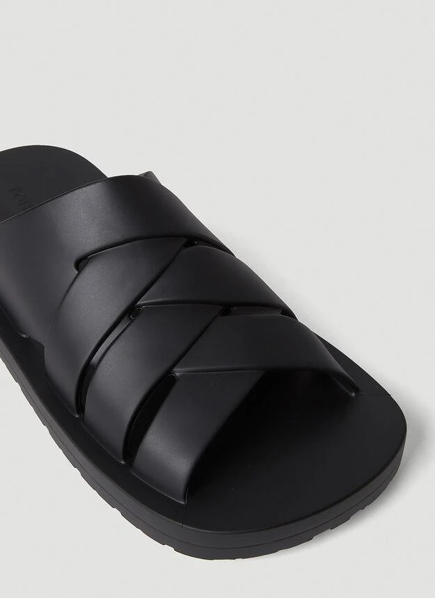 Plat Sandals in Black 商品