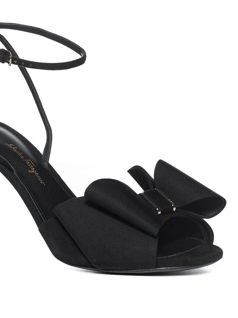 商品Salvatore Ferragamo|Salvatore Ferragamo Vara-Bow Slingback Sandals,价格¥2969,第4张图片详细描述