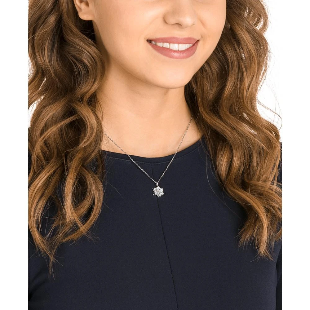 商品Swarovski|Silver-Tone Crystal Snowflake Pendant Necklace, 14-7/8" + 2" extender,价格¥736,第4张图片详细描述