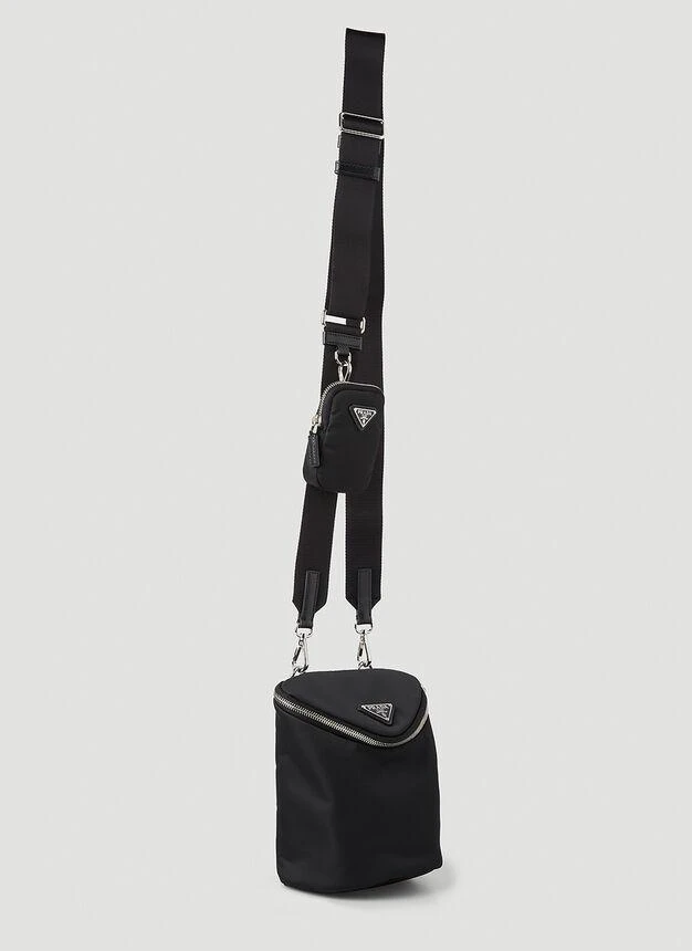 商品Prada|Logo Plaque Crossbody Pouch in Black,价格¥14362,第3张图片详细描述