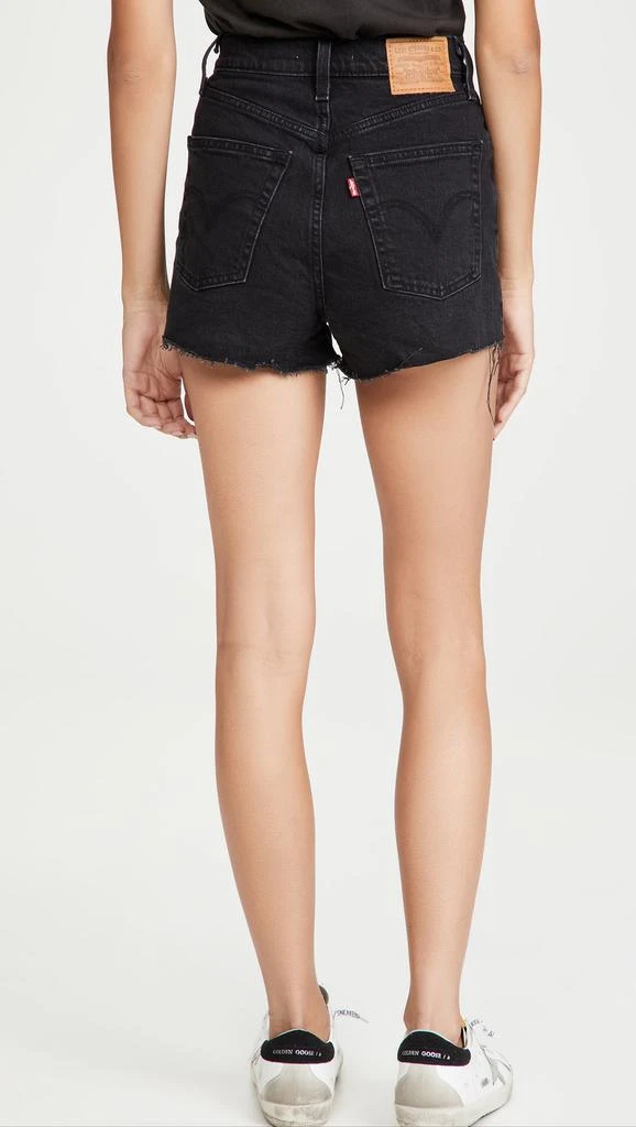 商品Levi's|Levi's Ribcage 短裤,价格¥384,第2张图片详细描述