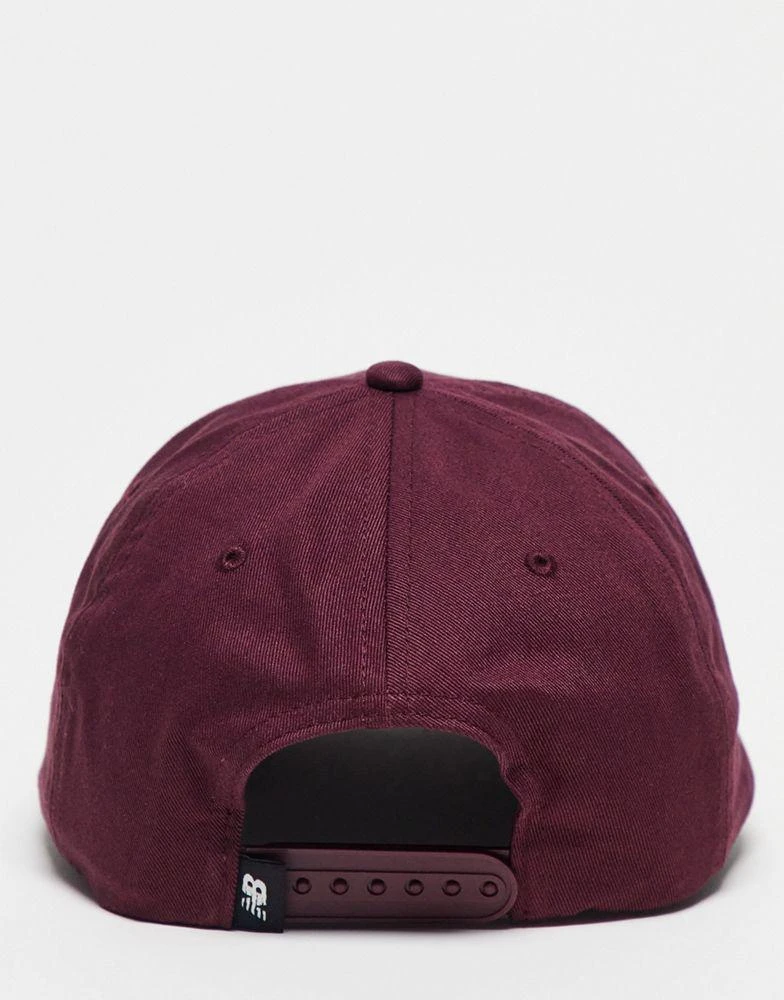 商品New Balance|New Balance legends cap in off burgundy,价格¥195,第3张图片详细描述