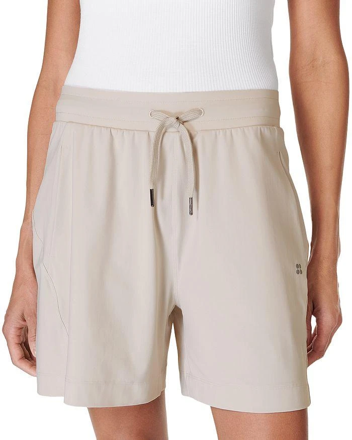 商品SWEATY BETTY|Explorer Shorts,价格¥656,第1张图片