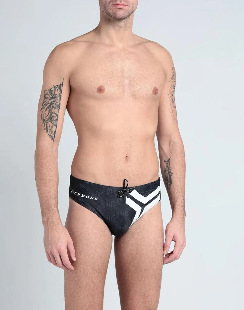 商品Richmond|Swim briefs,价格¥323,第2张图片详细描述