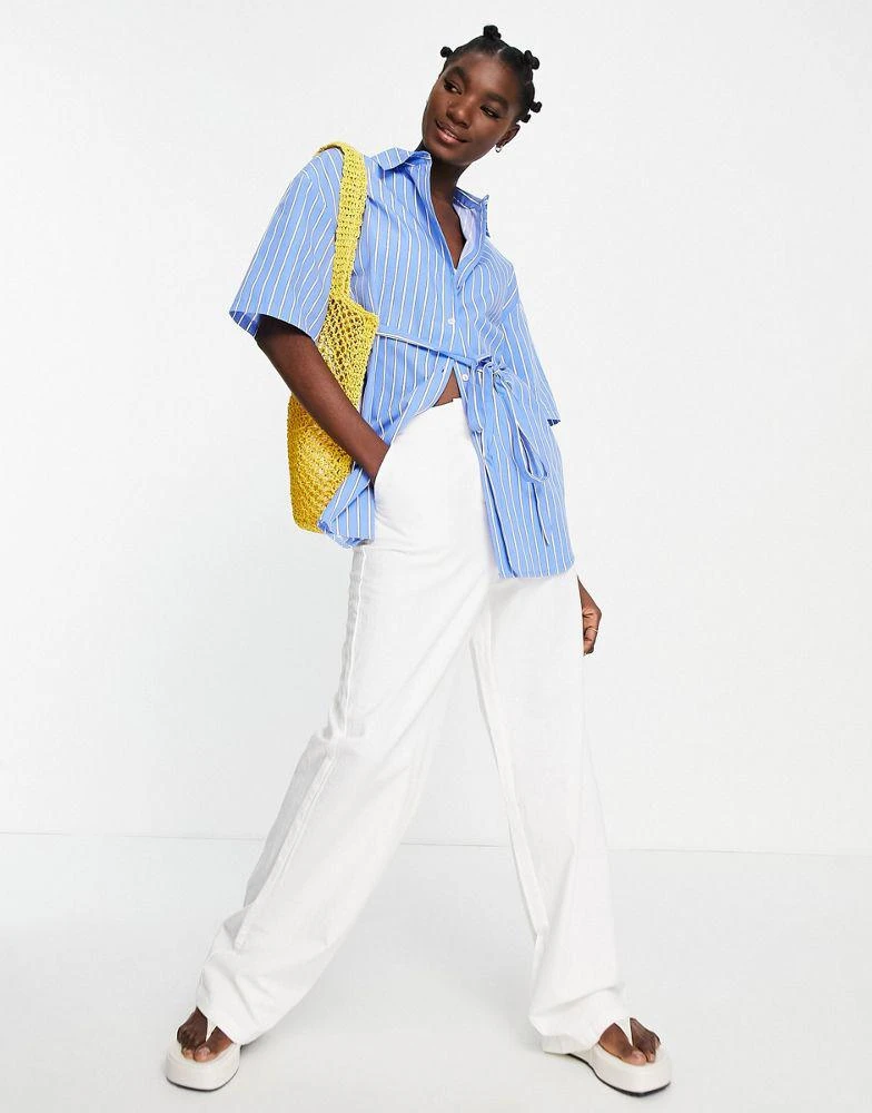 商品Topshop|Topshop tie waist short sleeve stripe poplin shirt in blue,价格¥161,第4张图片详细描述