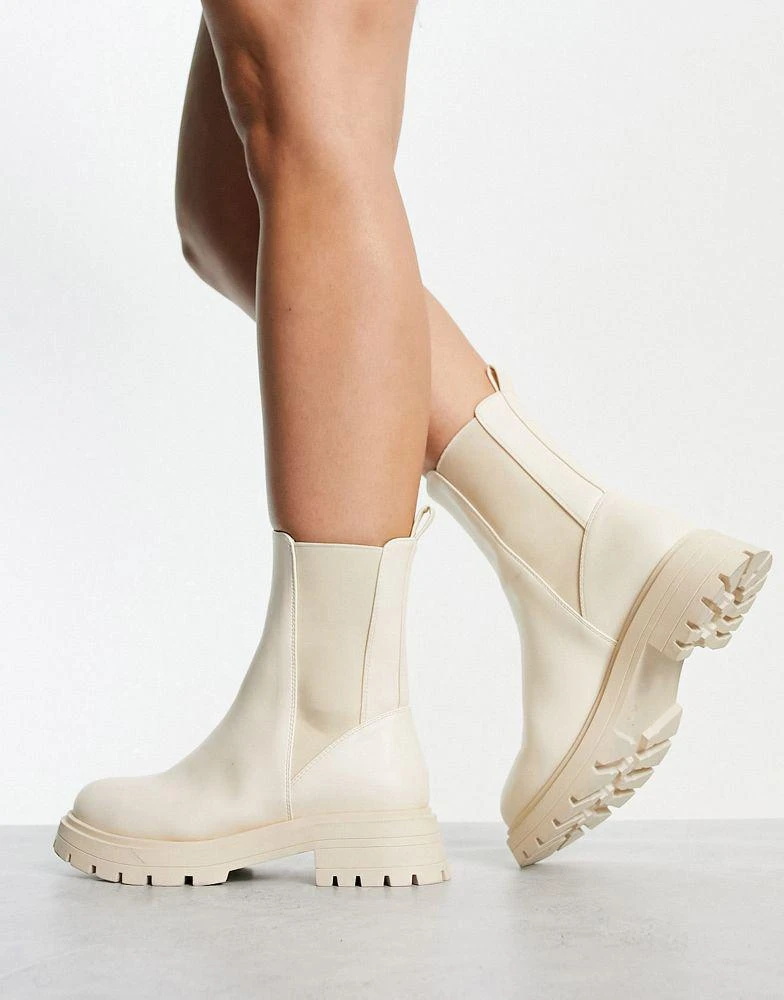 商品ASOS|ASOS DESIGN Wide Fit Alfie chunky chelsea boots in off-white,价格¥304,第2张图片详细描述
