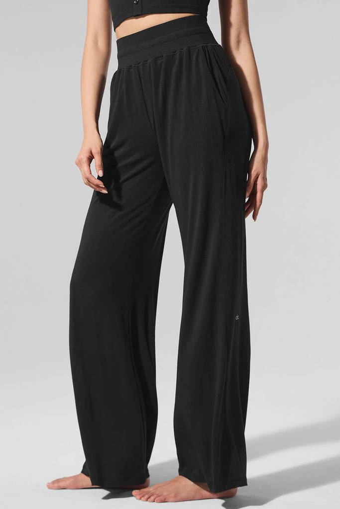 商品Alo|Semi-Sheer Delicate Lounge Flare Pant - Black,价格¥976,第1张图片