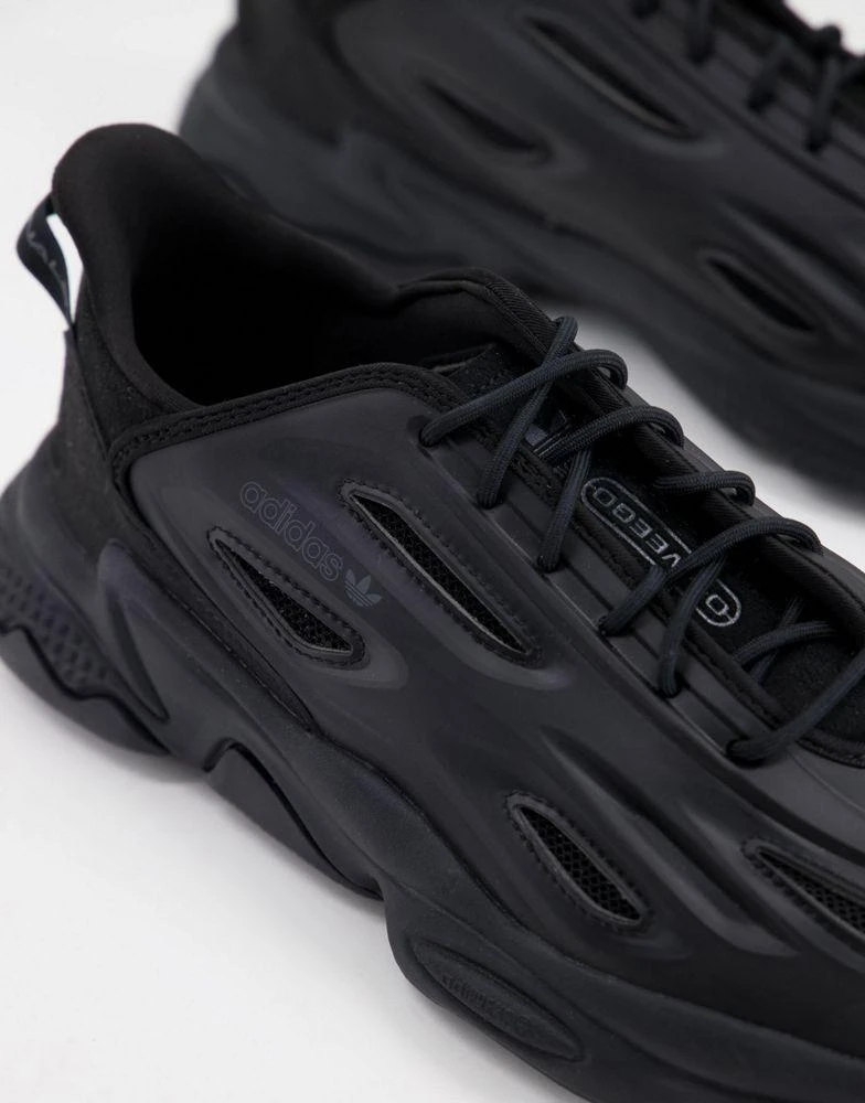 商品Adidas|adidas Originals Ozweego Celox trainers in triple black,价格¥902,第2张图片详细描述