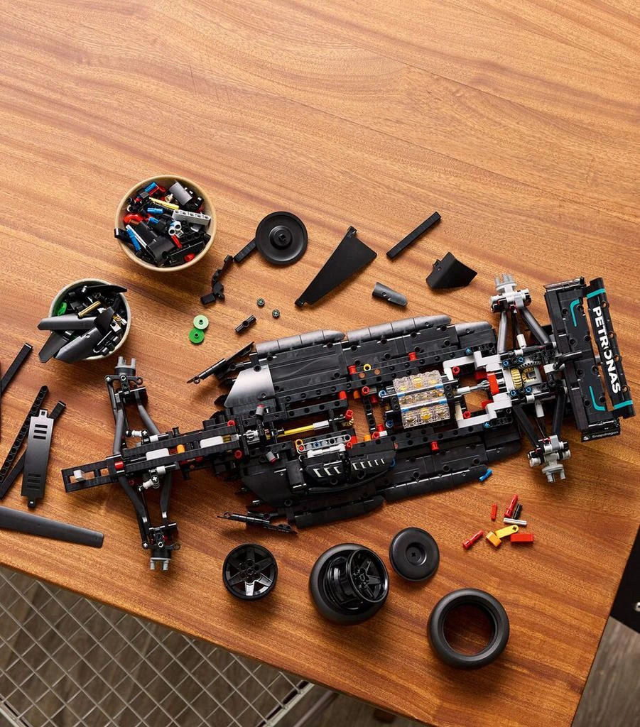 商品LEGO|Technic Mercedes-AMG F1 W14 E Performance Set 42171,价格¥2094,第5张图片详细描述