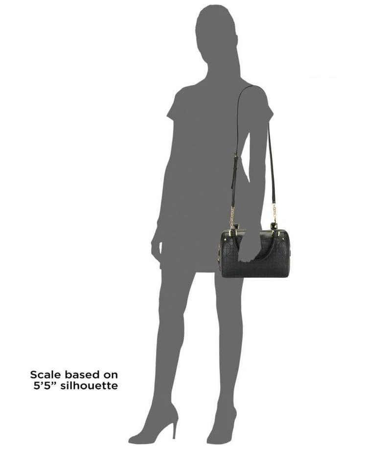 商品Calvin Klein|Quilted Leather Satchel,价格¥560,第4张图片详细描述