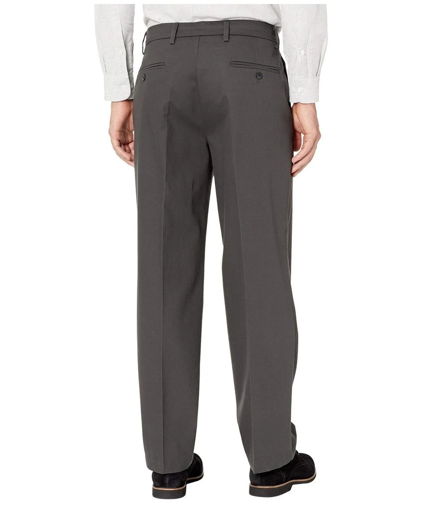 商品Dockers|Relaxed Fit Signature Khaki Lux Cotton Stretch Pants D4,价格¥322,第3张图片详细描述