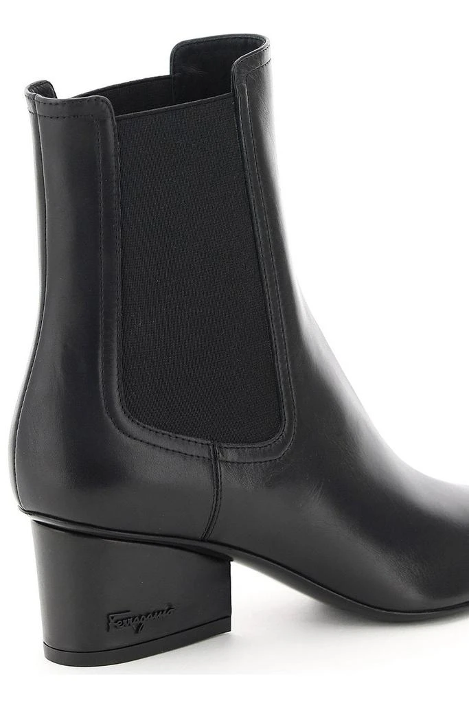 商品Salvatore Ferragamo|Salvatore Ferragamo Pointed-Toe Chelsea Boots,价格¥4065,第5张图片详细描述
