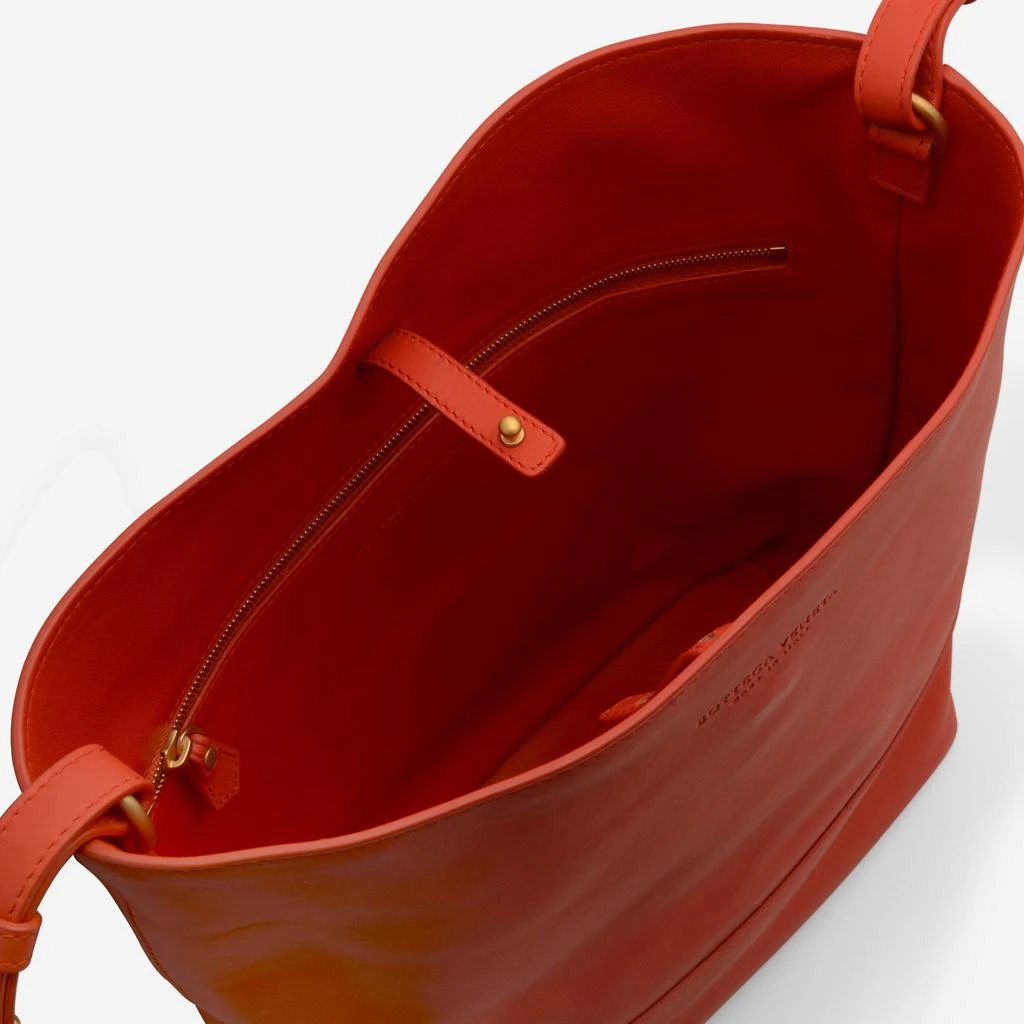 商品Bottega Veneta|Bottega Veneta Red Leather Bucket Bag 570177-Vm40M-8746,价格¥5983,第4张图片详细描述