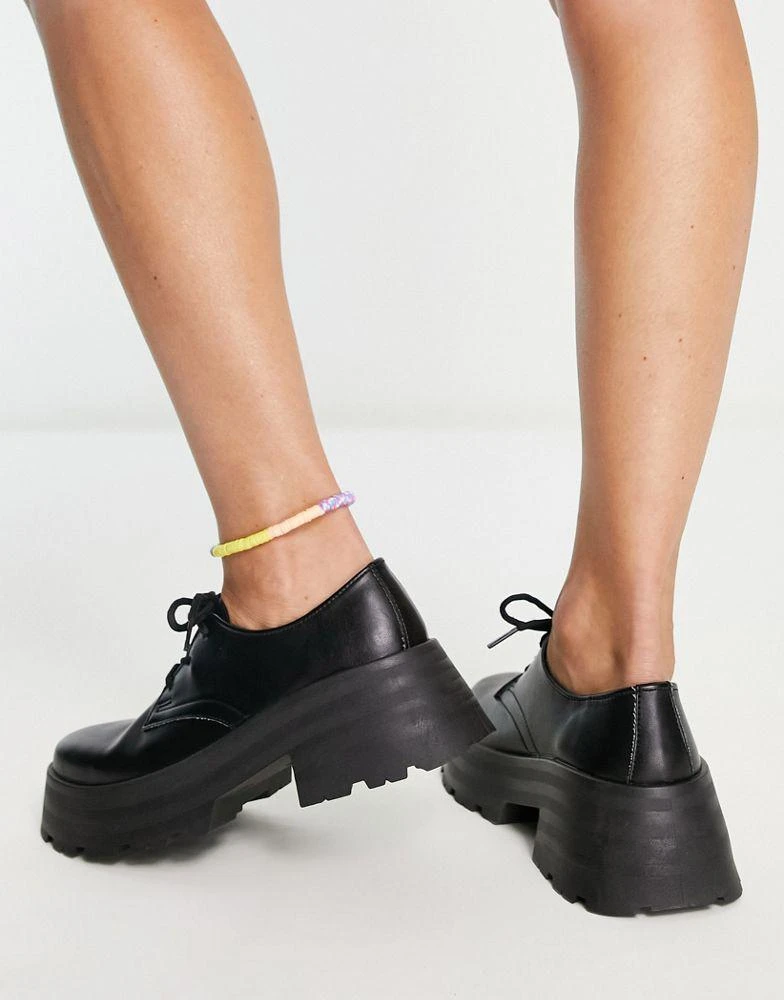 商品ASOS|ASOS DESIGN Monday chunky lace up flat shoes in black,价格¥186,第4张图片详细描述