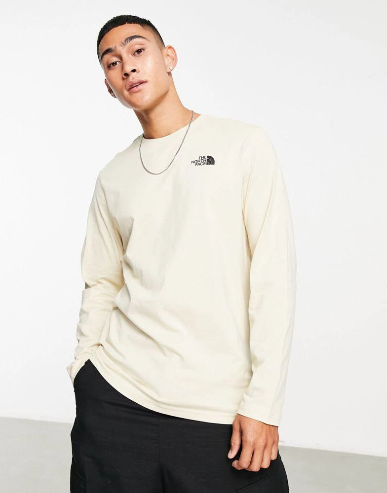 商品The North Face|The North Face Mountain Outline back print long sleeve t-shirt in stone Exclusive at ASOS,价格¥264,第4张图片详细描述