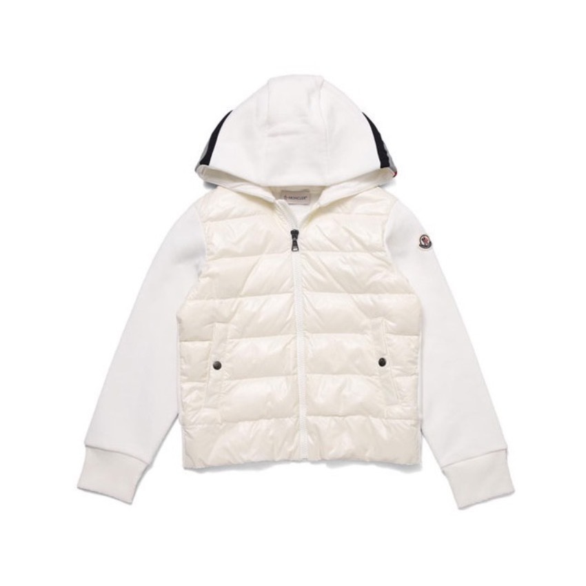 商品Moncler|盟可睐 童装袖标Logo针织拼接连帽羽绒服 冬季 男童 白色 8G50320-809D2-034,价格¥3896,第1张图片