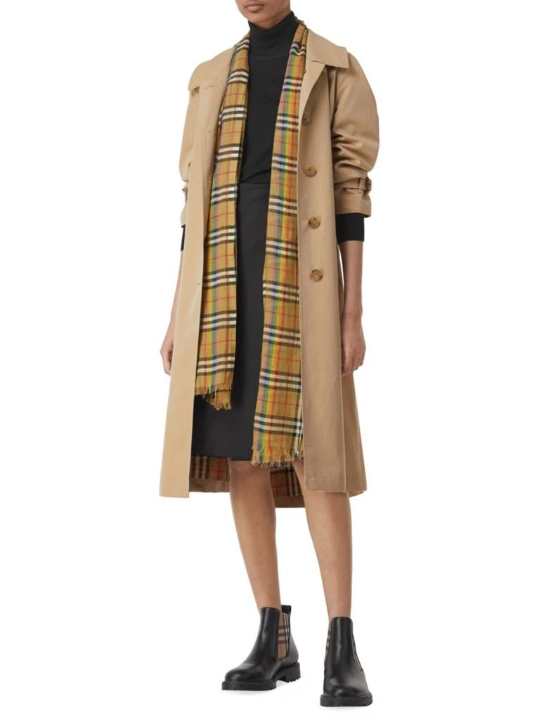 商品Burberry|彩虹款 羊毛真丝混纺围巾,价格¥1162,第2张图片详细描述