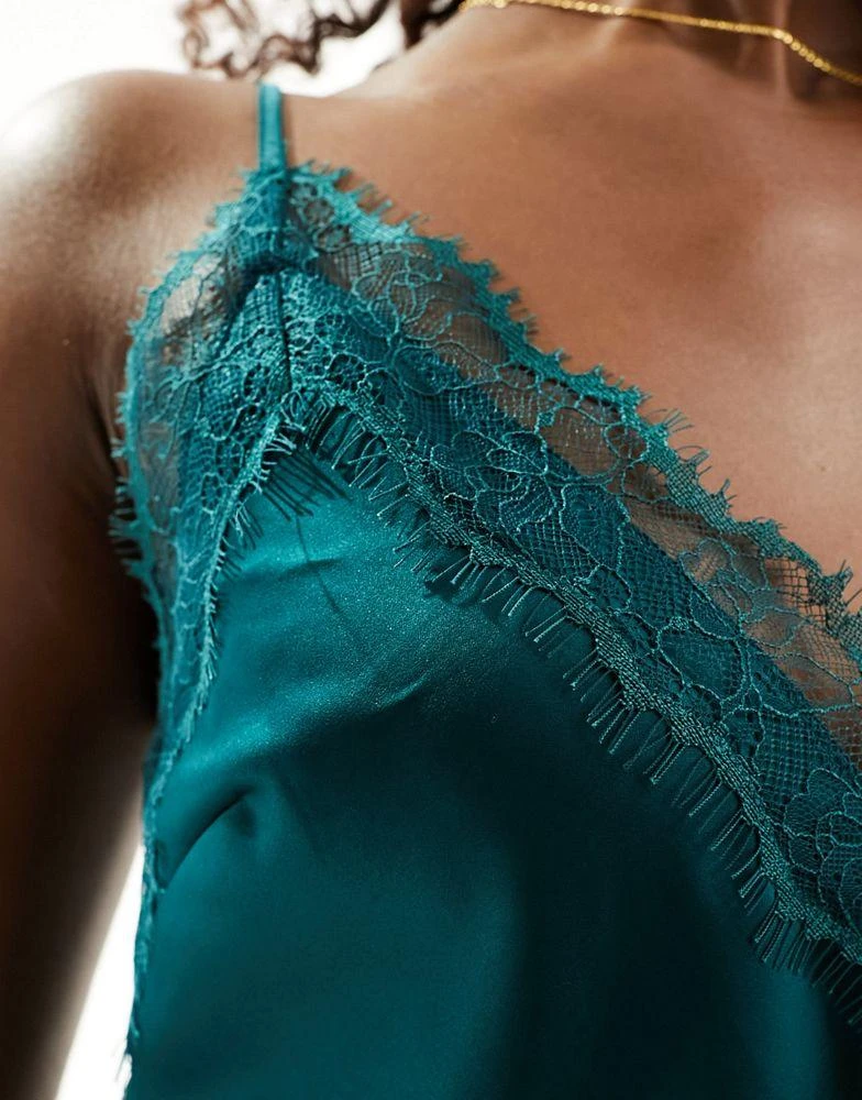 商品Ann Summers|Ann Summers Cerise lace trim satin cami short set in green,价格¥218,第2张图片详细描述