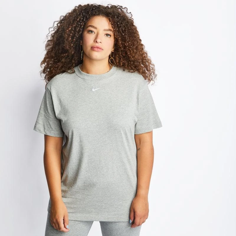 商品NIKE|Nike Essentials  Boyfriend - Women T-Shirts,价格¥73,第4张图片详细描述