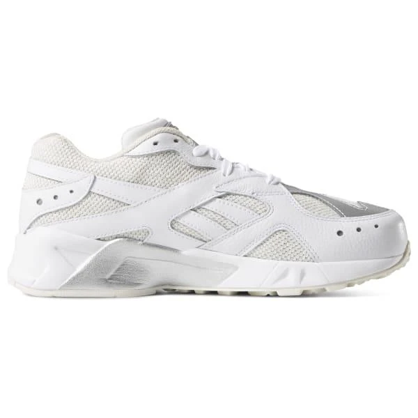 商品Reebok|Aztrek x Married to the Mob Women's Shoes,价格¥743,第3张图片详细描述