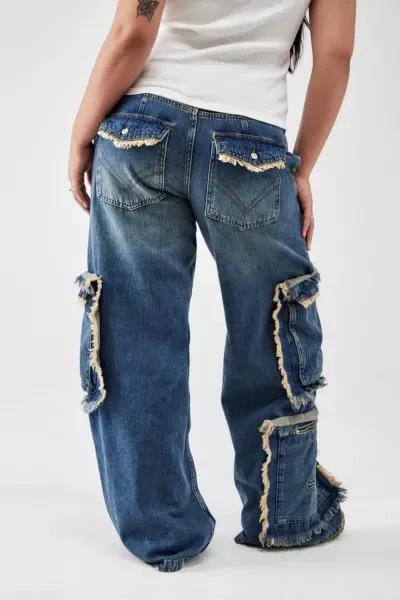 商品BDG|BDG Low Rise Frayed Cargo Jean,价格¥673,第4张图片详细描述