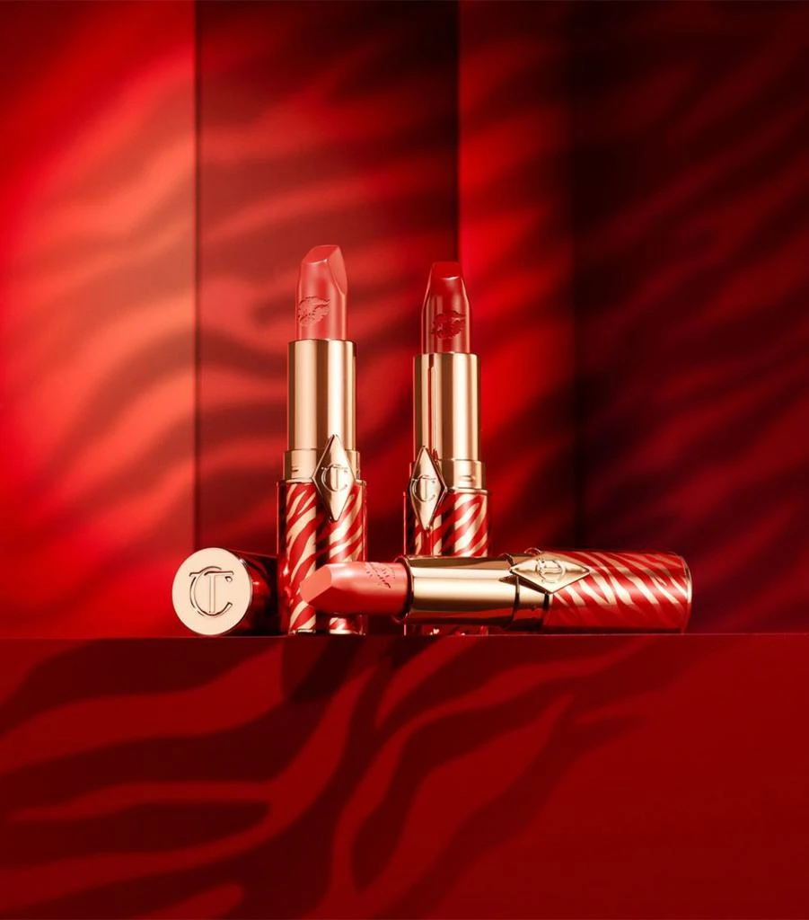 Matte Revolution Lipstick 商品