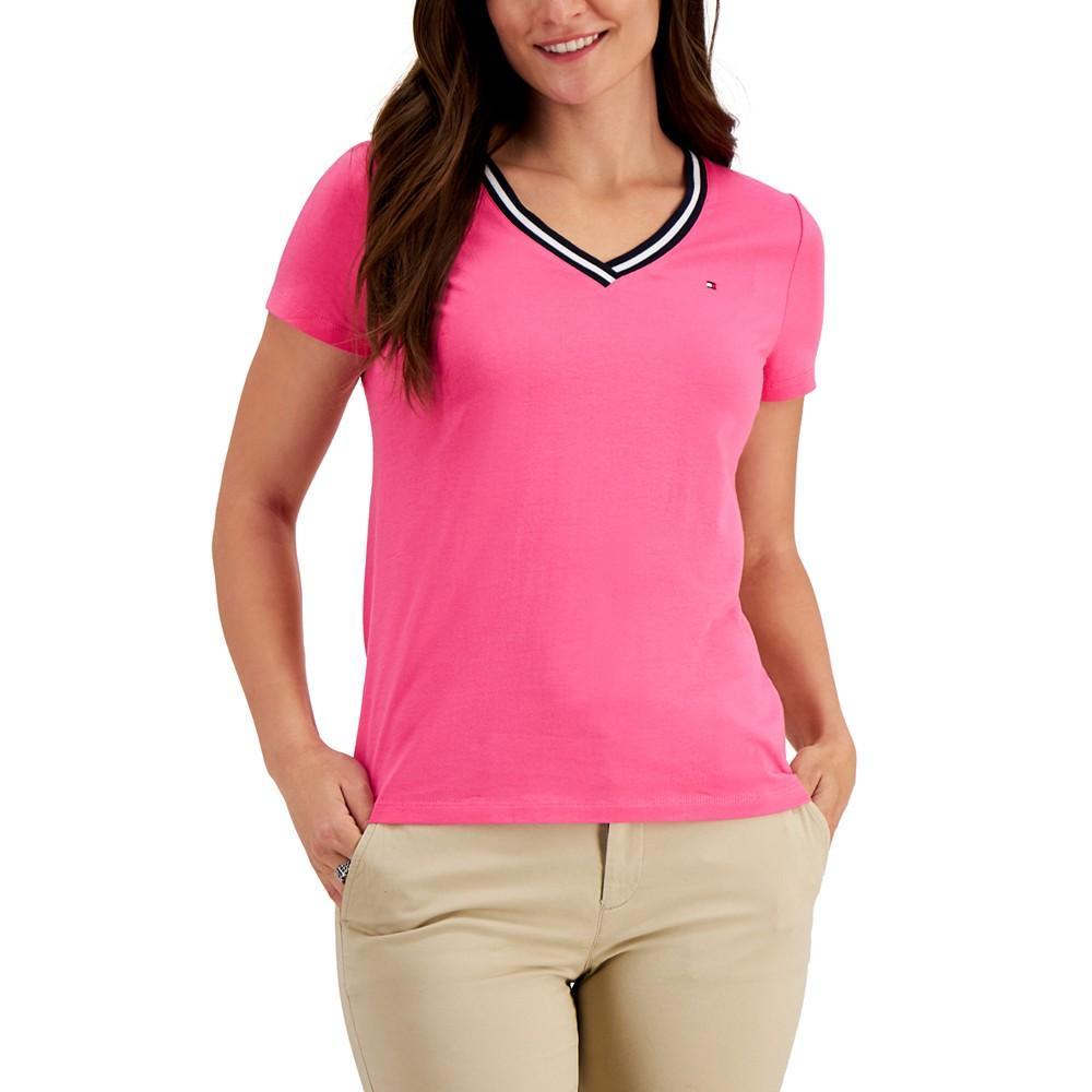 商品Tommy Hilfiger|Women's Solid V-Neck T-Shirt,价格¥180,第3张图片详细描述