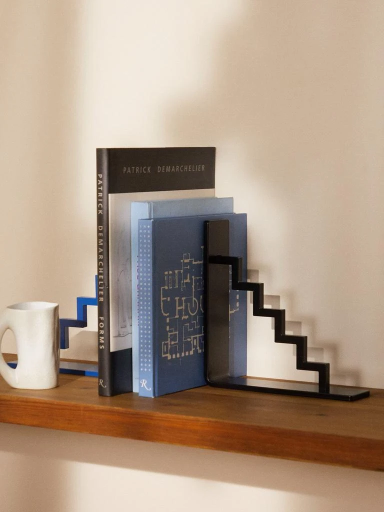 商品Jermaine Gallacher|Zigzag steel single bookend,价格¥2766,第2张图片详细描述