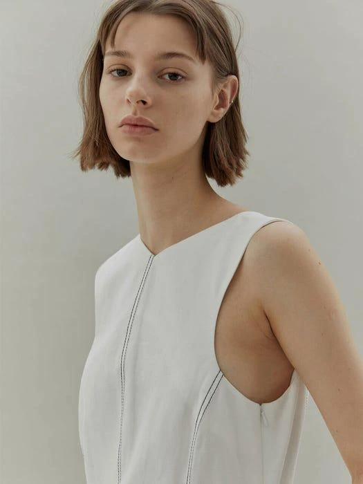 商品Low Classic|STITCH SLEEVELESS DRESS WHITE,价格¥1470,第3张图片详细描述
