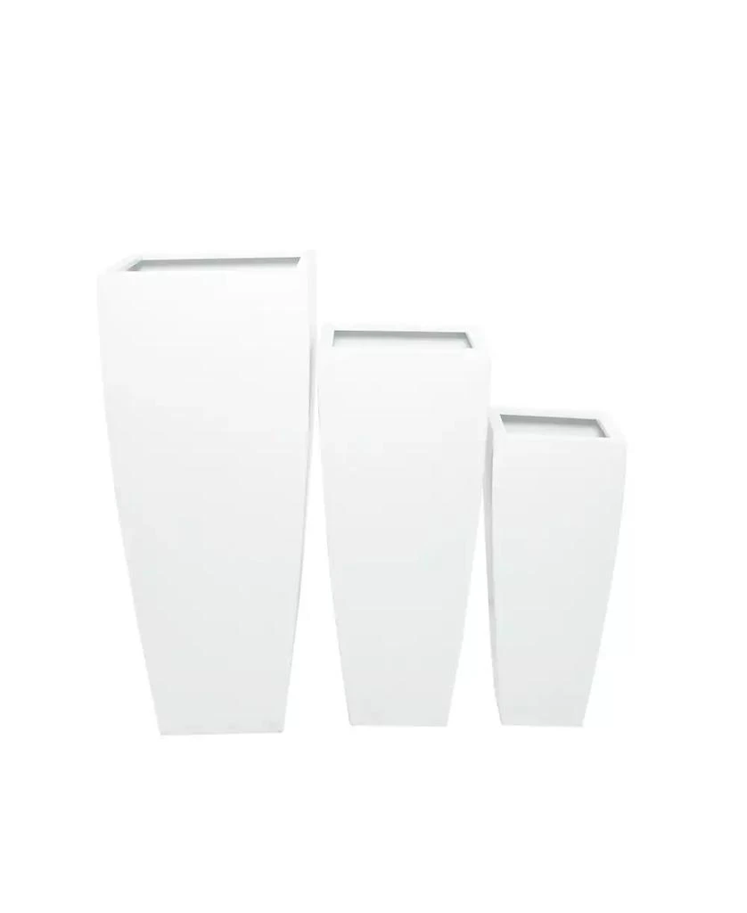 商品Rosemary Lane|White Metal Indoor Outdoor Light Weight Planter with Tapered Base and Fluted Design Set of 3,价格¥2329,第1张图片