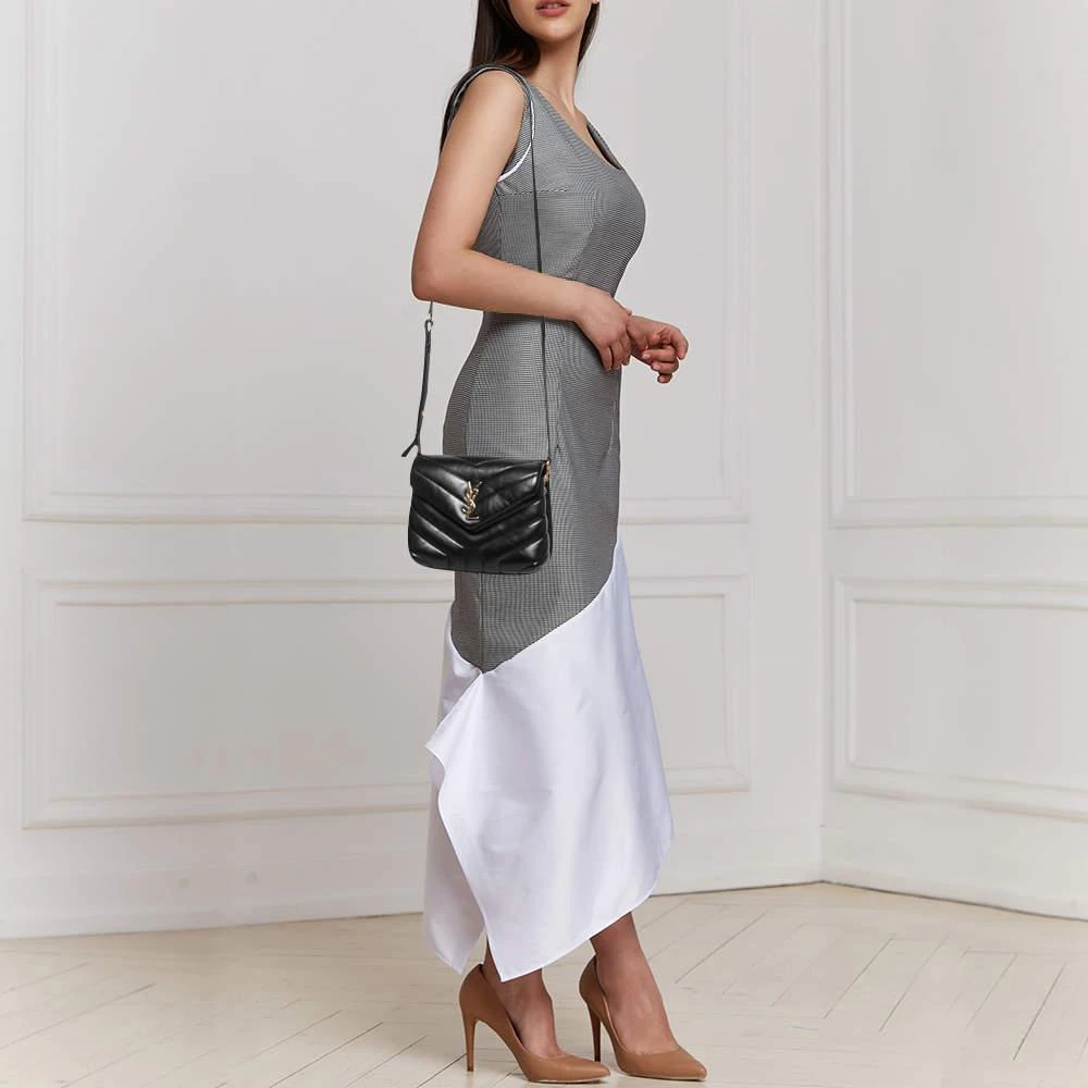 商品[二手商品] Yves Saint Laurent|Saint Laurent Black Matelassé Leather Toy Loulou Crossbody Bag,价格¥10720,第2张图片详细描述