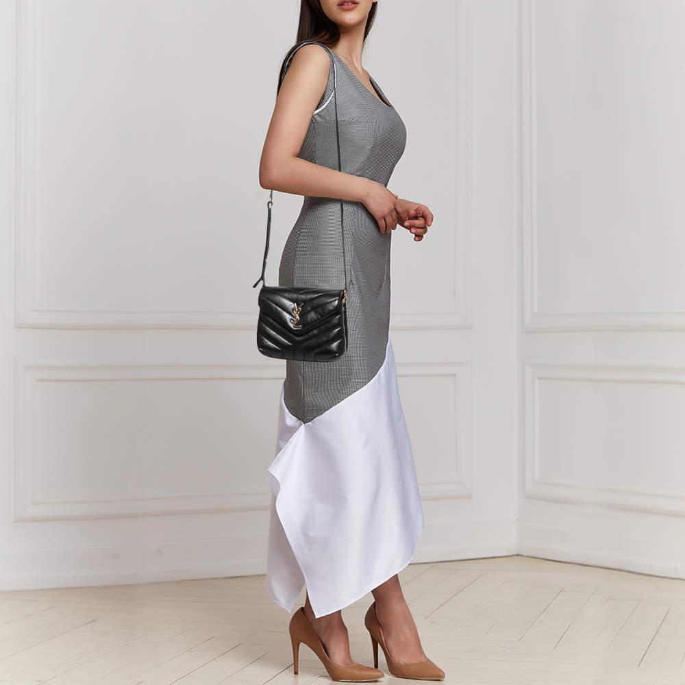 商品[二手商品] Yves Saint Laurent|Saint Laurent Black Matelassé Leather Toy Loulou Crossbody Bag,价格¥11986,第4张图片详细描述