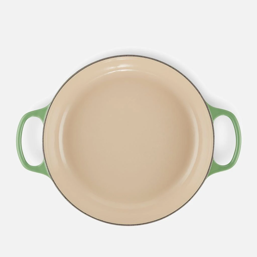 商品Le Creuset|Signature Cast Iron Shallow Casserole - 30cm - Bamboo Green,价格¥2373,第5张图片详细描述