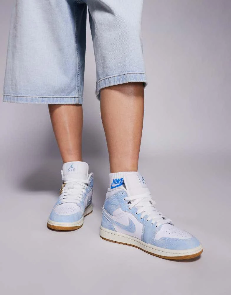 商品Jordan|Nike Air Jordan 1 Mid trainers in white and denim,价格¥1411,第5张图片详细描述
