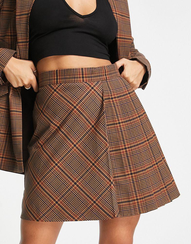 French Connection pleated mini skirt in brown check co-ord商品第1张图片规格展示