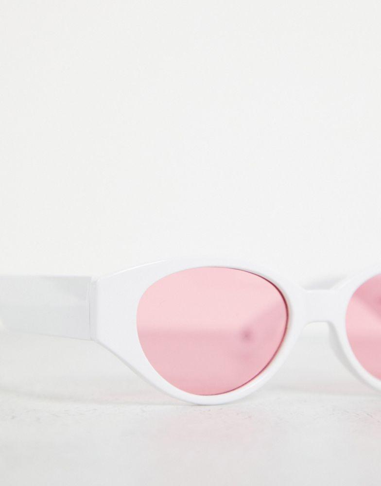 ASOS DESIGN retro oval sunglasses with pink lens in white - WHITE商品第2张图片规格展示