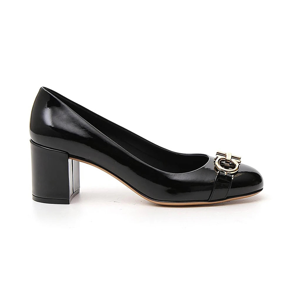 商品Salvatore Ferragamo|SALVATORE FERRAGAMO 菲拉格慕 女士黑色小牛皮中跟鞋 01-N765-693658,价格¥3260,第1张图片