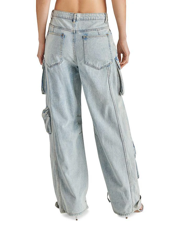 商品Steve Madden|Duo Cargo Jeans in Light Blue,价格¥874,第3张图片详细描述