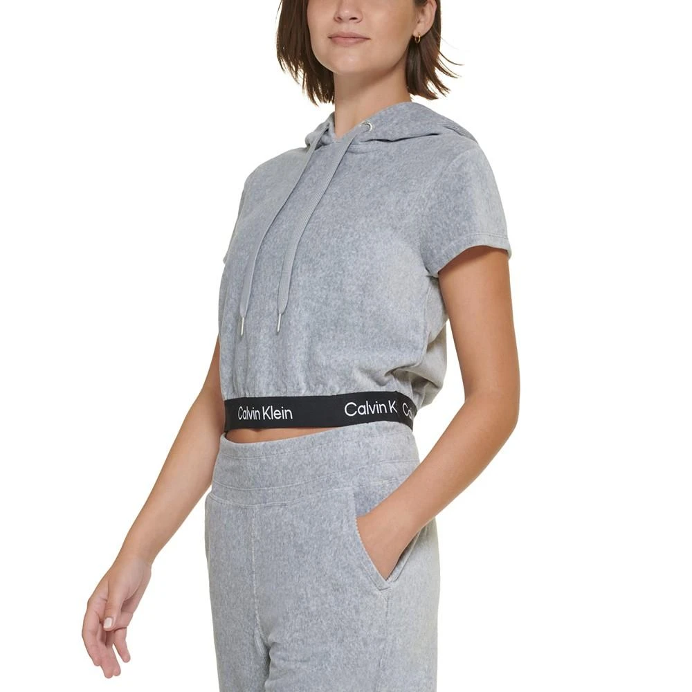 商品Calvin Klein|Women's Short-Sleeve Velour Logo-Waist Hoodie,价格¥224,第3张图片详细描述