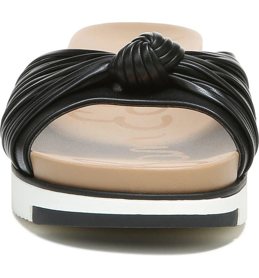 Heeled Adriel Sandal 商品