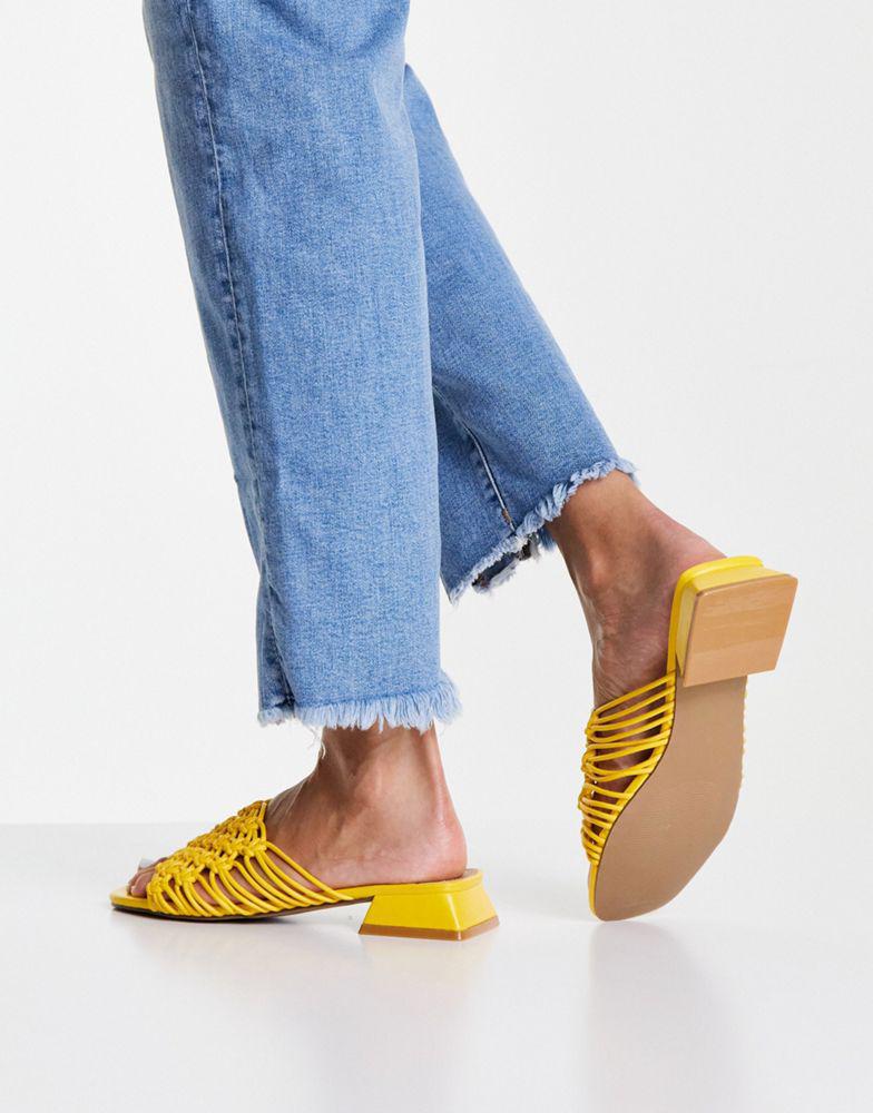 ASOS DESIGN Flexion woven mule sandals in yellow商品第3张图片规格展示