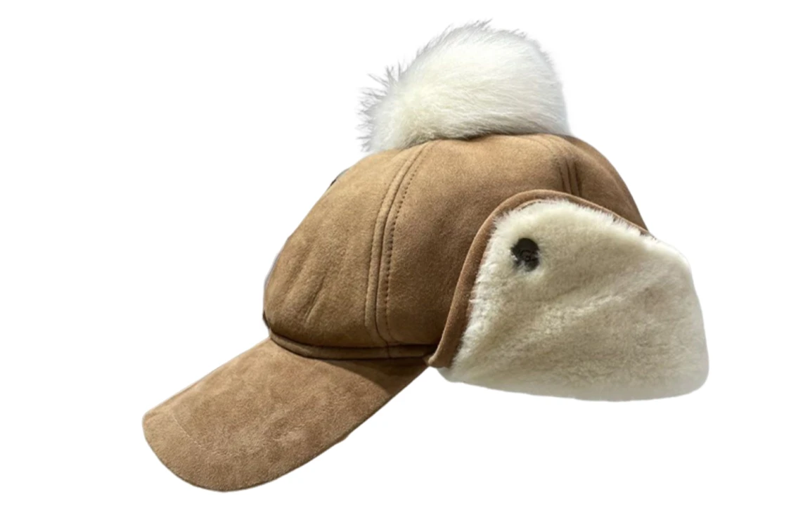 商品[国内直发] UGG|纯色装饰 羊皮毛一体 帽子 男女同款情侣款 棕色,价格¥1691,第1张图片