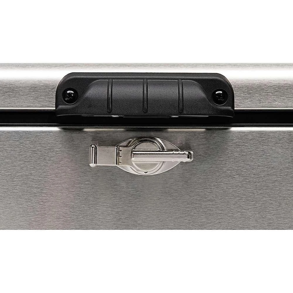 商品Coleman|Coleman Reunion Steel Belted 54qt Cooler,价格¥1981,第3张图片详细描述