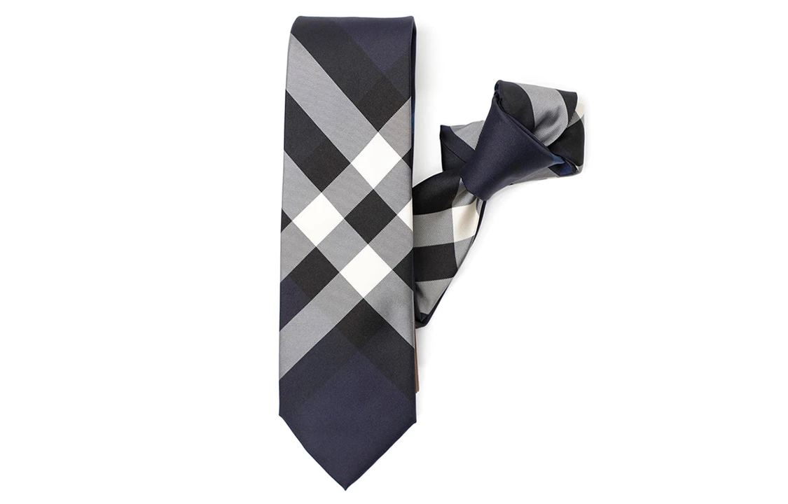 商品[国内直发] Burberry|[预售3天]博柏利 经典格纹领带 男款 蓝色 #,价格¥2354,第5张图片详细描述