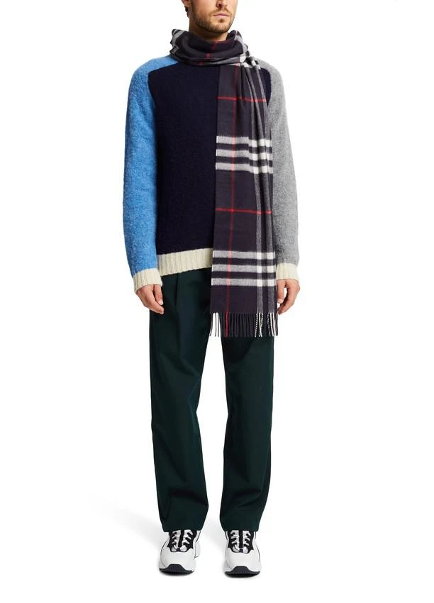 商品Burberry|经典格纹山羊绒围巾,价格¥4431,第1张图片