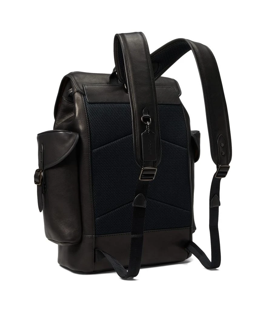 商品Coach|Hitch Backpack in Sport Calf,价格¥5494,第2张图片详细描述