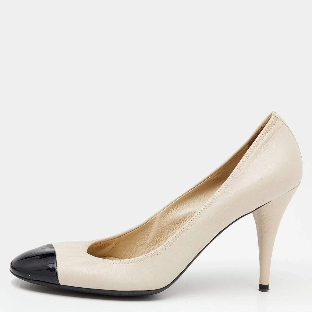 商品[二手商品] Prada|Prada Sport Beige/Black Patent and Leather Cap Toe Pumps Size 39.5,价格¥1063,第1张图片