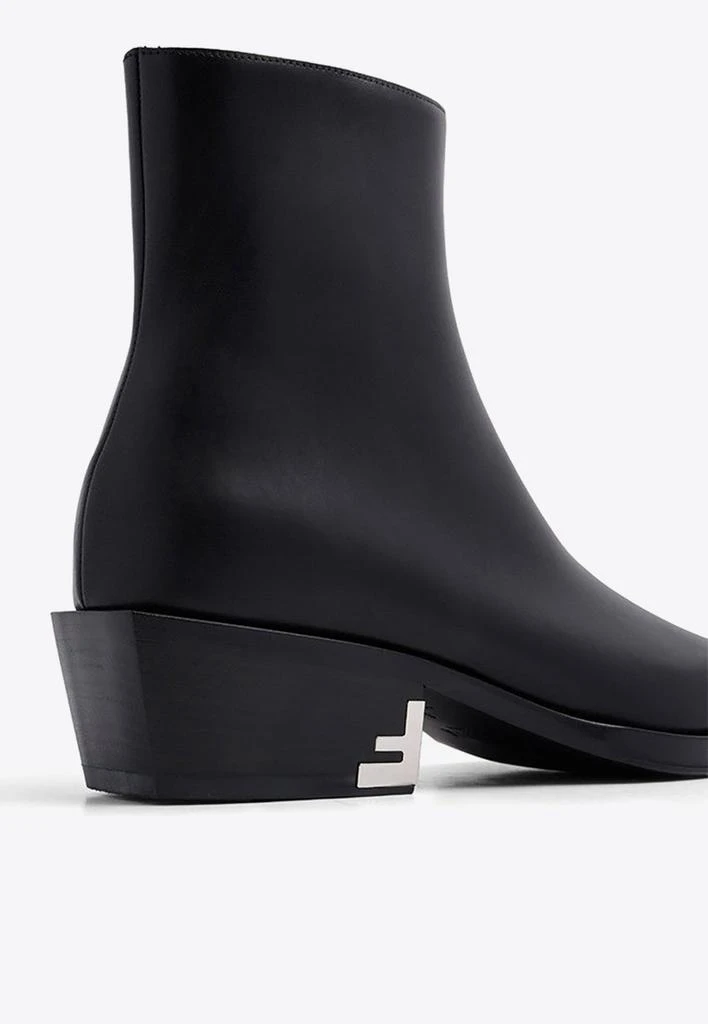 商品Fendi|F Logo Leather Ankle Boots,价格¥7911,�第2张图片详细描述
